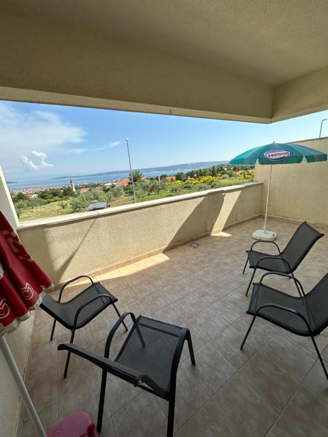 Ferienwohnung Apartman Aurora Kaštel Novi Exterior foto